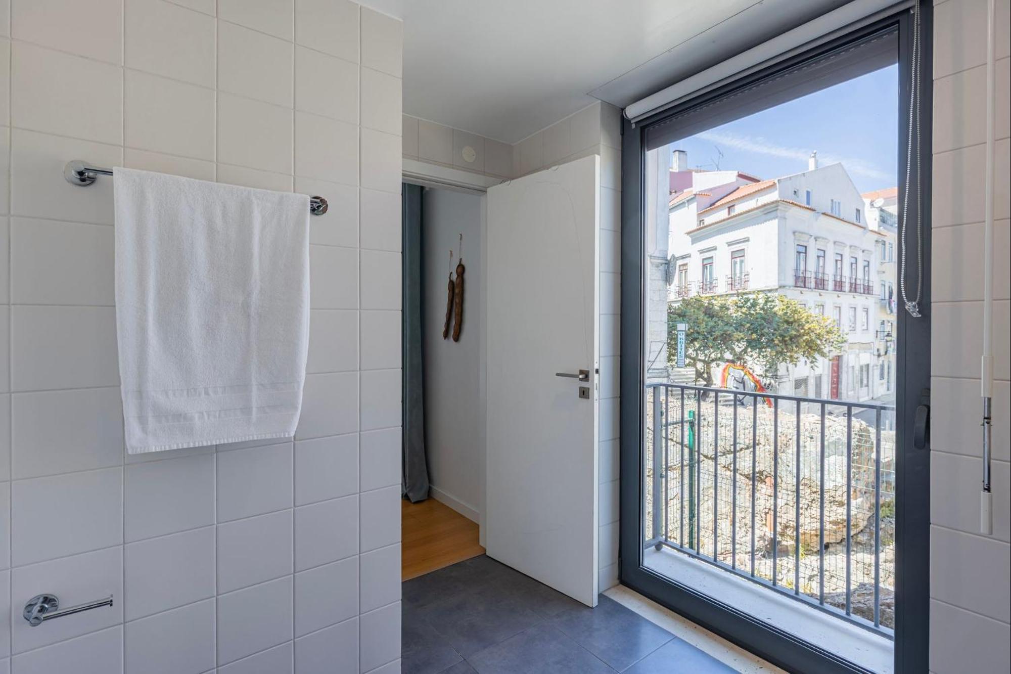 Lovelystay - Breathtaking Panorama - Luxurious Penthouse! Lisbon Exterior photo