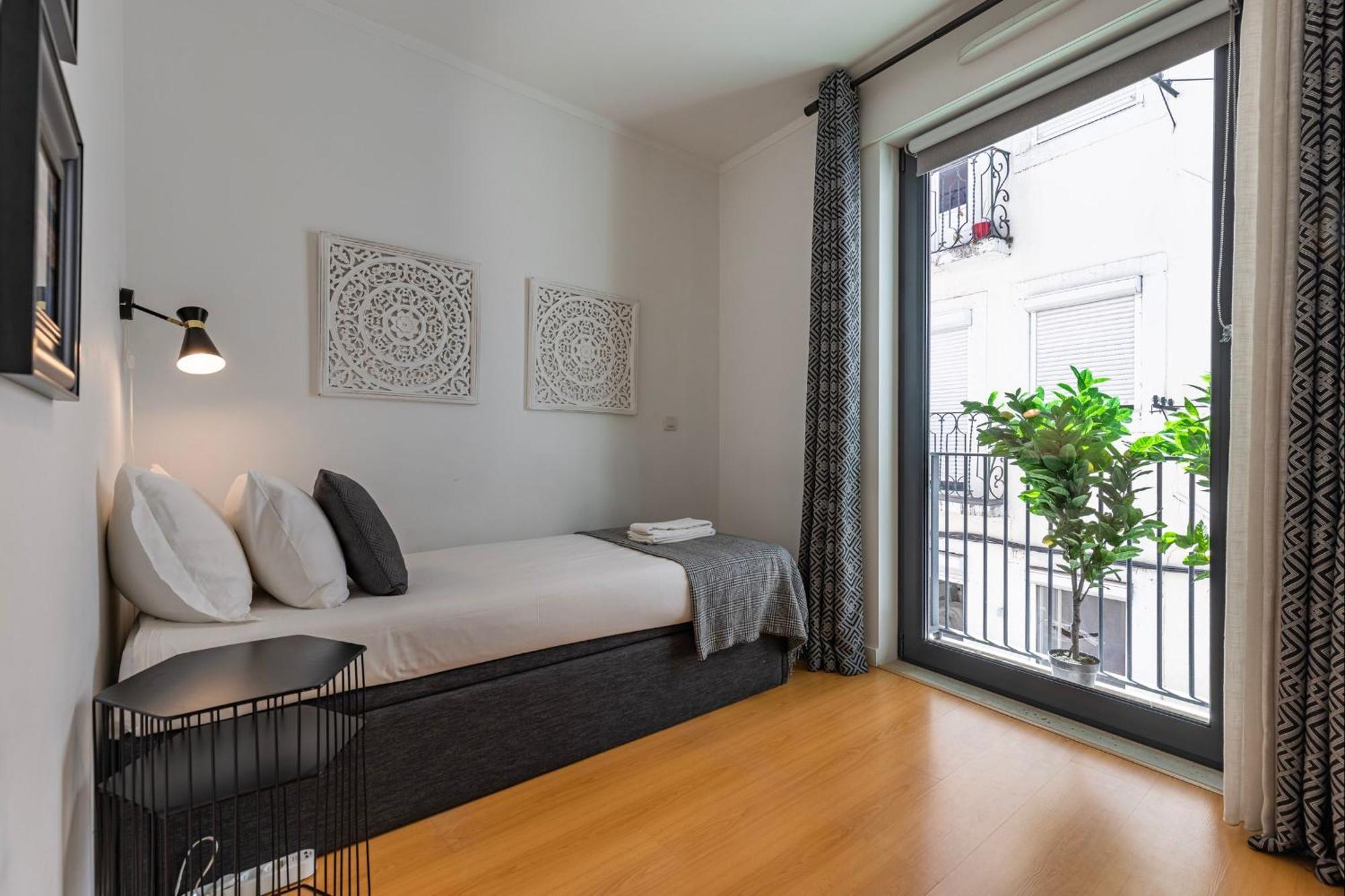 Lovelystay - Breathtaking Panorama - Luxurious Penthouse! Lisbon Exterior photo