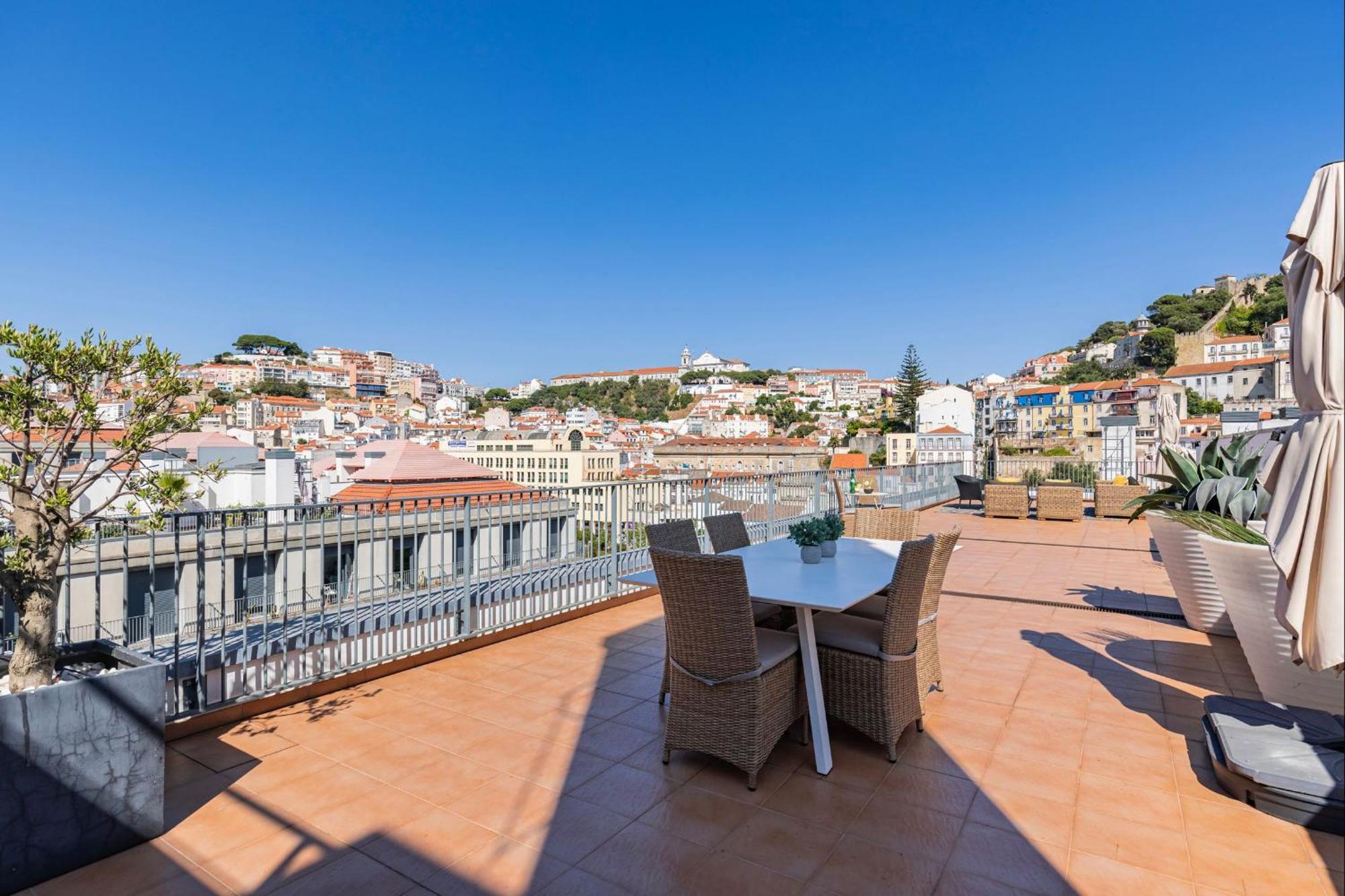 Lovelystay - Breathtaking Panorama - Luxurious Penthouse! Lisbon Exterior photo